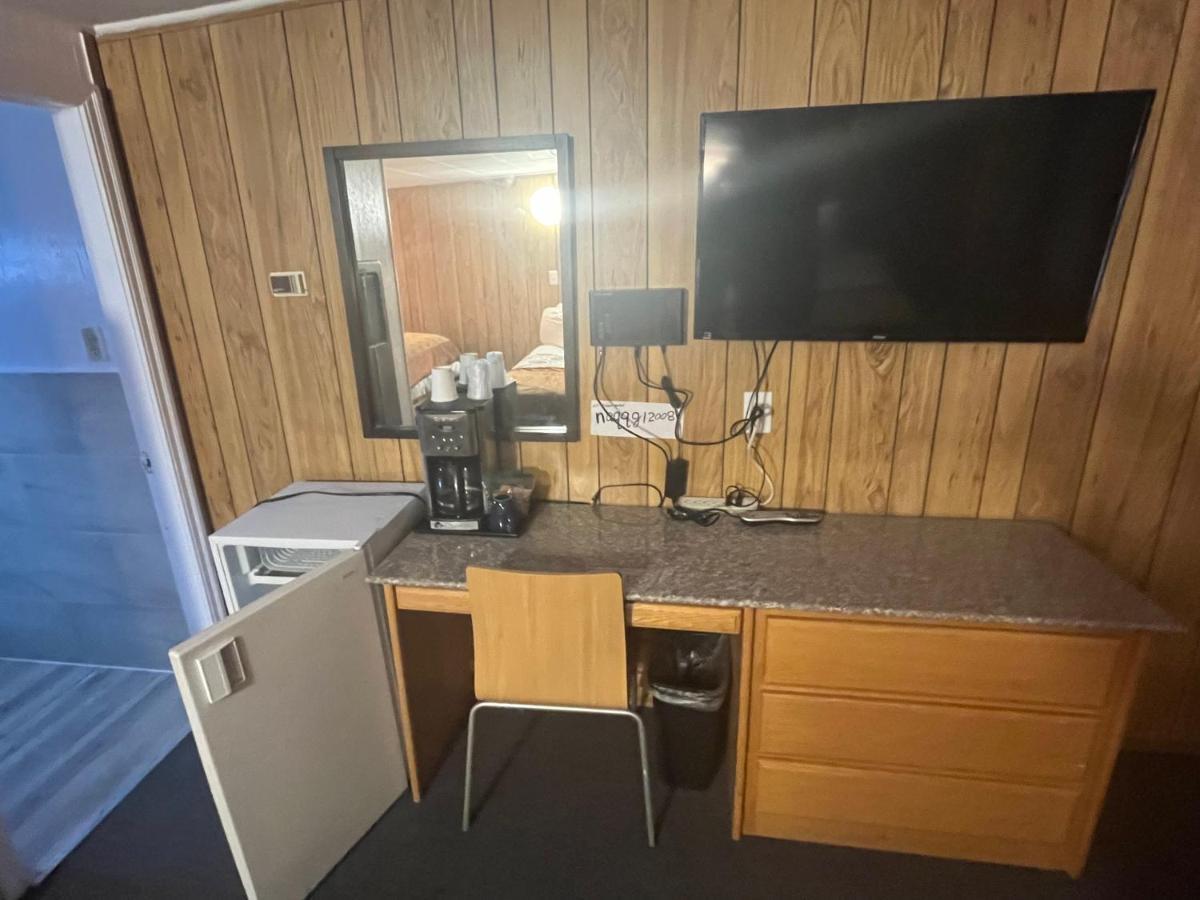 Robbie'S Motel 卡切溪 外观 照片